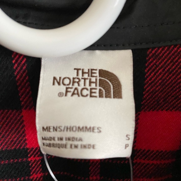 North Face Plaid Flannel Shirt. Size S. NWT - Picture 3 of 4
